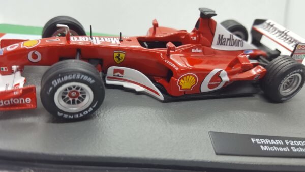 Scalemodz Ferrari F2002 Michael Schumacher marlboro matrica closeup