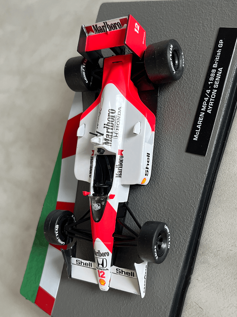 Scalemodz dém modellautó Formula1 Mclaren Marlboro matrica