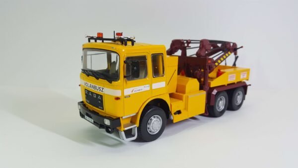 Scalemodz fém modell teherautó Volánbusz vizes matrica