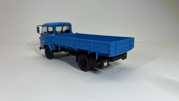 Scalemodz fém modell teherautó Avia A31 Boy Szolgálat vizes matrica hátulnézet