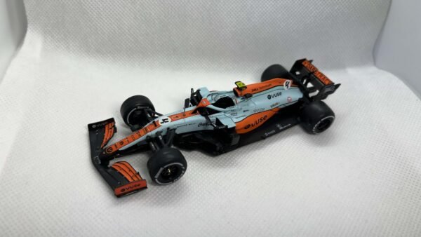 Scalemodz McLaren MCL-35 vizes matrica felülnézet