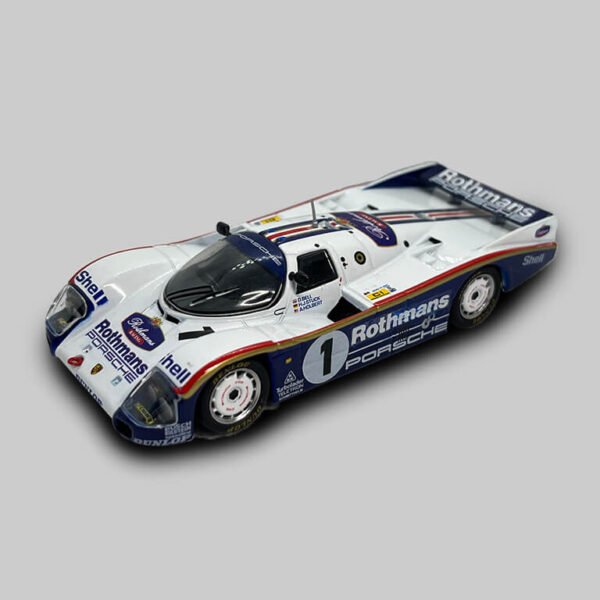 Scalemodz fém modellautó Porsche 962 LeMans oldalnézet Rothmans vizes matrica