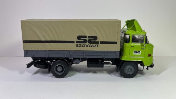 Scalemodz fém modell teherautó IFA L60 Szövaut vizes matrica oldalnézet