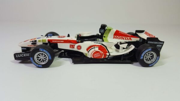 Scalemodz Honda RA106 vizes matrica oldalnézet