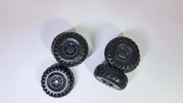 1/43 KRAZ 256B Terepes Kerekek