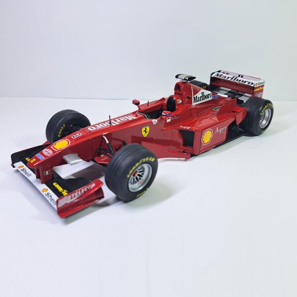 Scalemodz_Ferrari_F300_marlboro_decal_1_24scale_1 Scalemodz Ferrari F300 F1 Formula 1 versenyautó 1/24 vizes matrica oldalnézet
