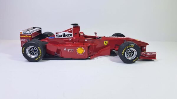 Scalemodz_Ferrari_F300_marlboro_decal_1_24scale_3 Scalemodz Ferrari F300 F1 Formula 1 versenyautó 1/24 vizes matrica oldalnézet