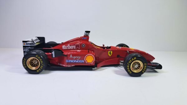 Scalemodz_Ferrari_F310_marlboro_decal_1_24scale_3 Scalemodz Ferrari F310 F1 Formula 1 versenyautó 1/24 vizes matrica oldalnézet