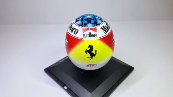 Scalemodz_Schumacher_2000_helmet_marlboro_decal_1_5scale_4 Scalemodz Ferrari 2000 Michael Schumacher sisak vizes matrica 1/5 hátulnézet